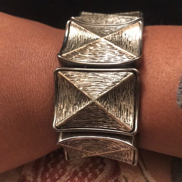 Cookie Lee Jewelry - Dark and silver elastic statement bracelet